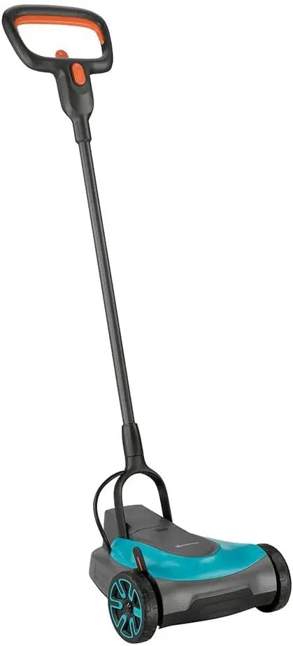 Gardena Battery Lawnmower HandyMower 22/18 V P4A Without Battery: Manual Lawnmower, for lawns up to 50 m², Mulching Function 14620-55
